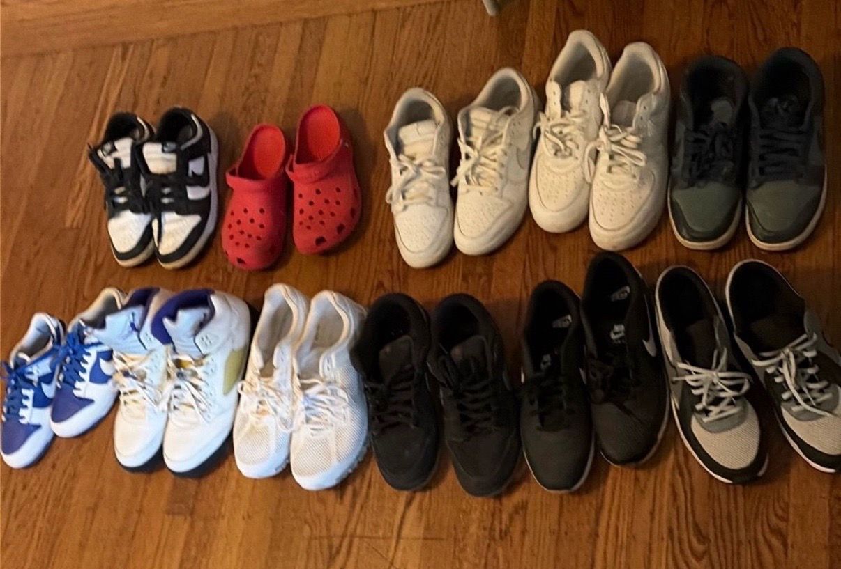 Men’s bag of shoes like new