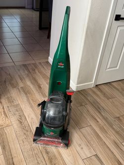 Bissell Lift-Off Deep Cleaner spot/carpet