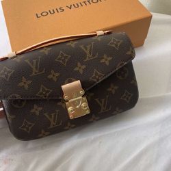 Louis Vuitton Métis Bag Authentic 