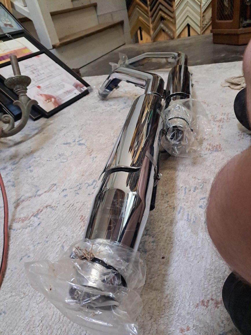 2010-2018 Harley EXHAUST system 64707-08