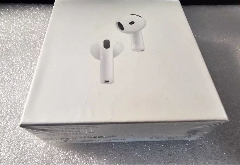 Apple AirPods 4th Generation