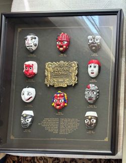 Korean Mask Art Wall Decor black frame