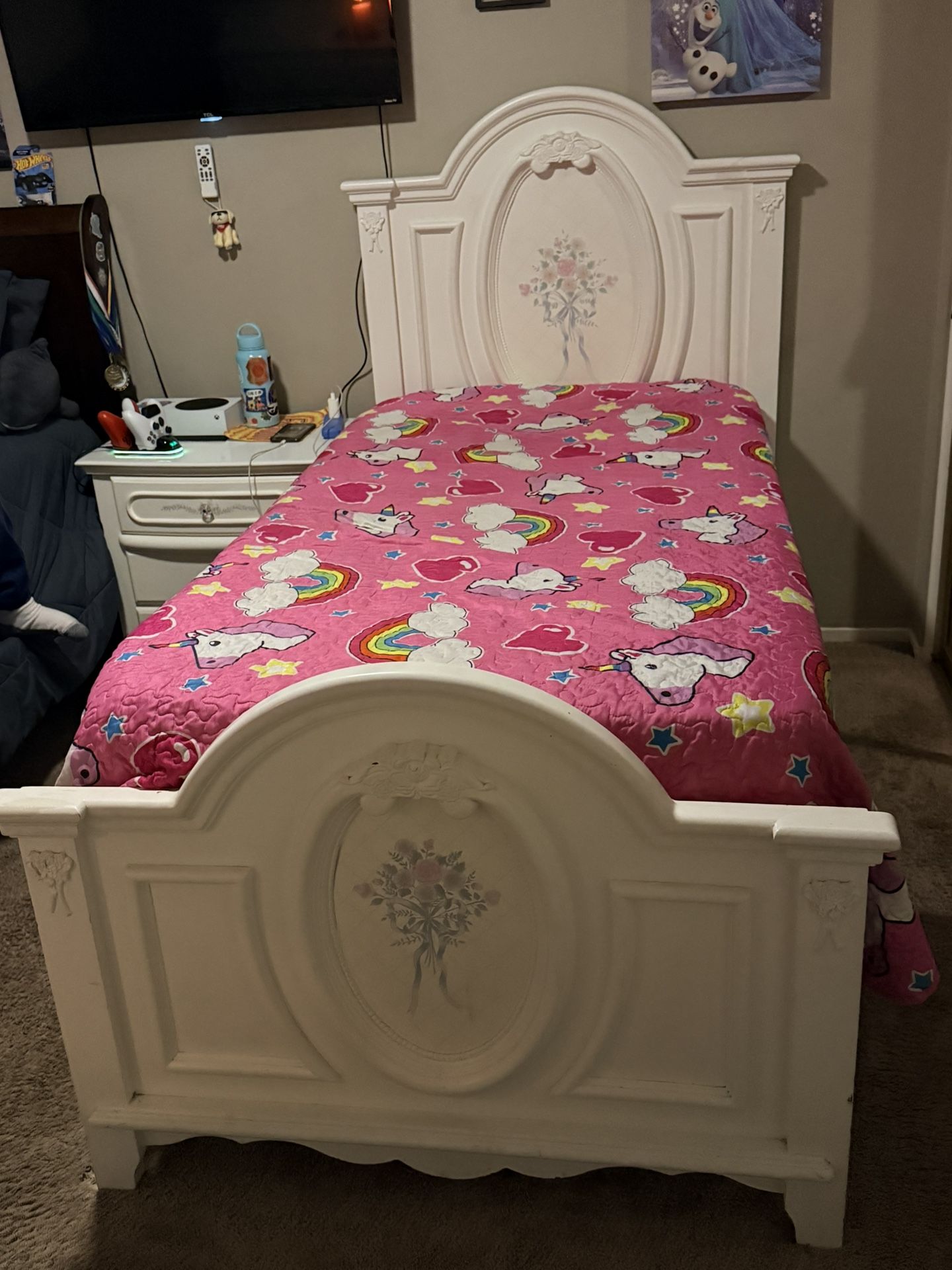 White Girl Bedroom Set