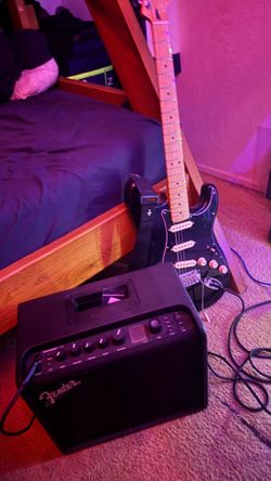 Fender Player Stratocaster Maple Fingerboard Electric Guitar With Mustang LT 25 Amp