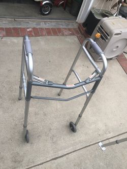 Walker adjustable