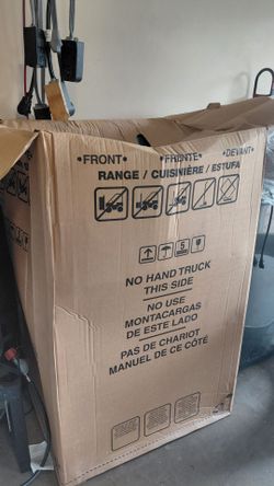 ✨️NEW Gas Stove Frigidaire 5 Burners open box never used...✨️