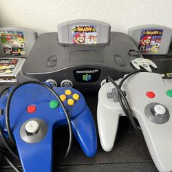N64 Bundle 4 Games 2 Controllers 