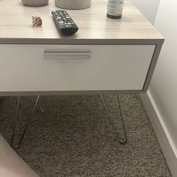 Nighstands (Set Of 2)