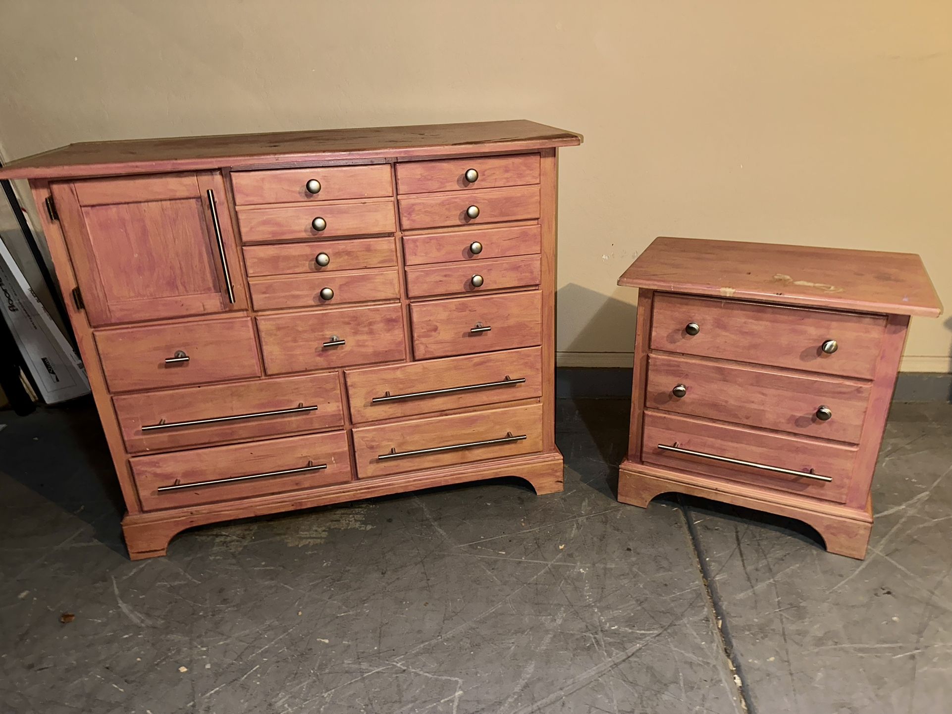 Dresser And Nightstand Set Solid Wood for Sale in Phoenix, AZ OfferUp