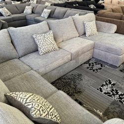 100% BRAND NEW SECTIONALS I CAN GET THIS SECTIONAL IN ANY COLOR 