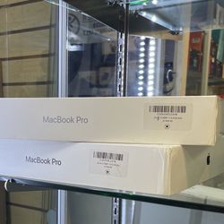 2018 15”MacBook Pro i7 32gb Ram 512ssd 