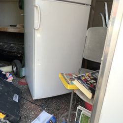 Franklin Chef Refrigerator 