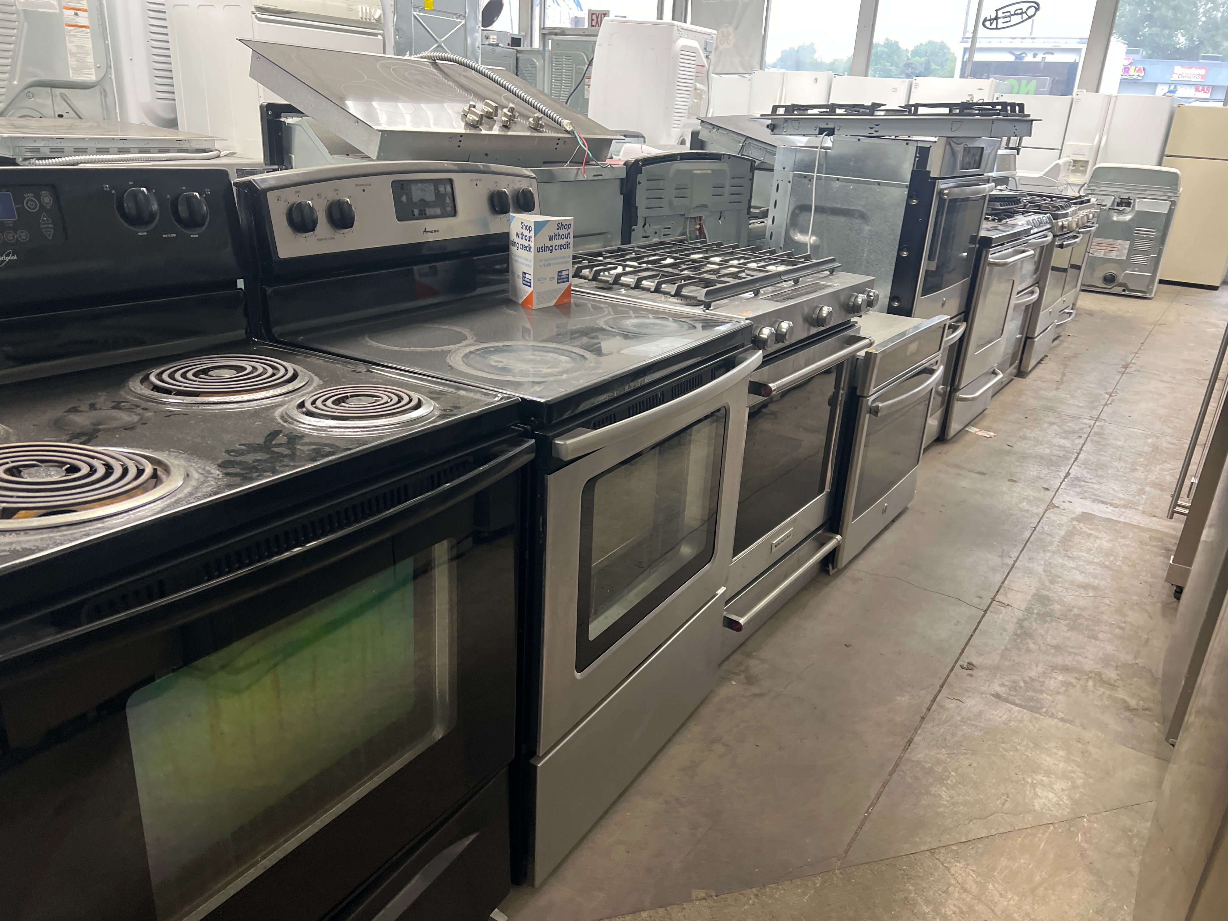 USED STOVES AND WALL OVENS FREE DELIVERY 120 DAY WARRANTY
