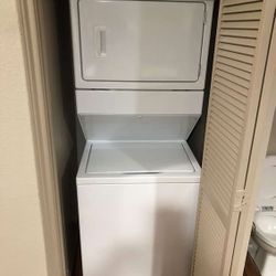 Washer & Dryer (Unitized)