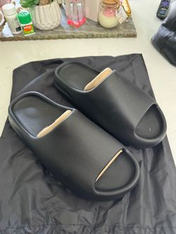 Yeezy Slides - YS 01