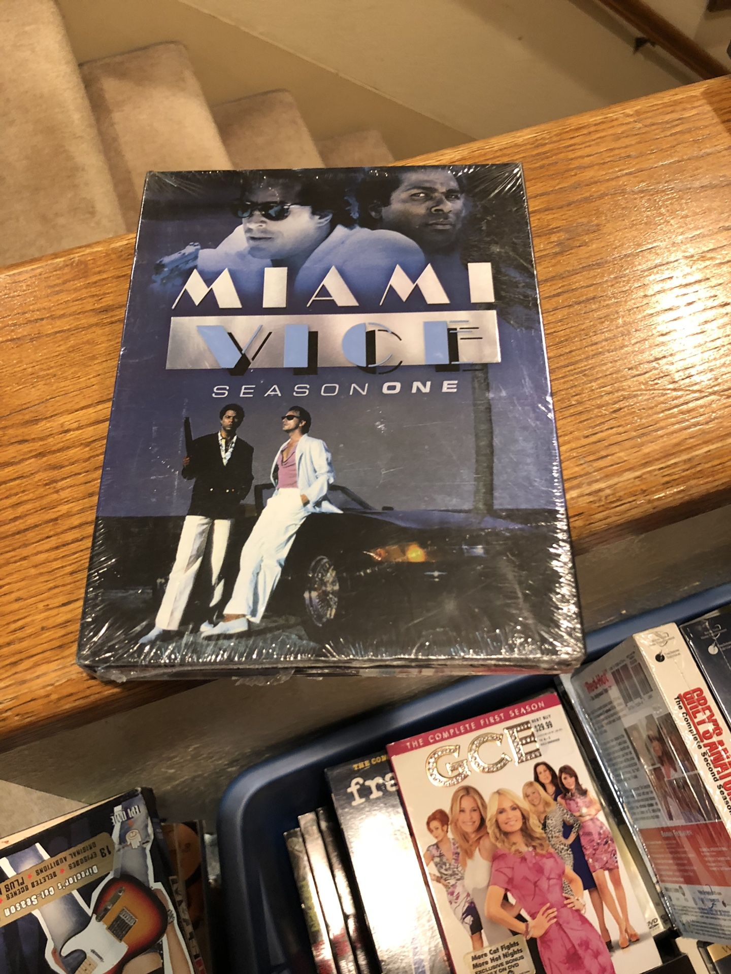 Miami Vice Season 1 DVD Brand New Factory Sealed e Complete First Season 1 tv series s1 box set don Johnson