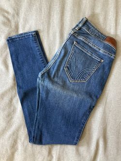 Hollister Low-Rise Super Skinny Jeans 