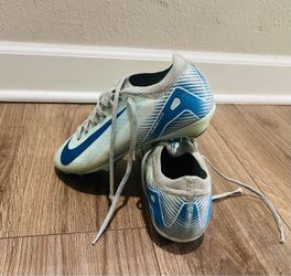 Nike Mercurial Vapor 16 Pro FG Cleats size 5.5 youth