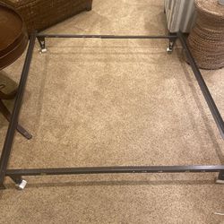 Traditional Metal Bed frame • Adjustable  Twin - Queen  
