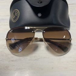 Ray-ban  Aviator Sunglasses 