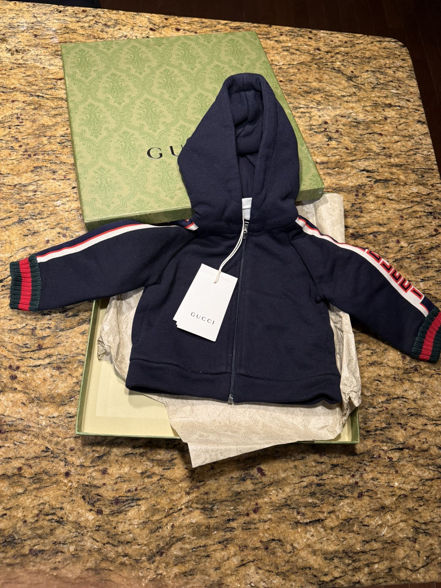 GUCCI SWEATSHIRT JACKET