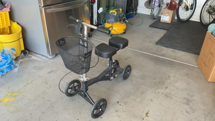 Knee Scooter $65