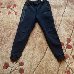 Mens  Small Nike Tech Joggers