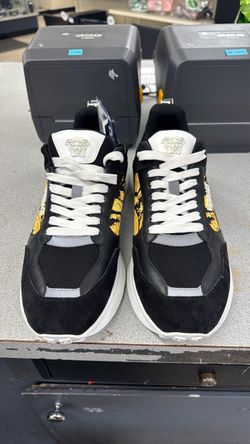 VERSACE MEDUSA MEN’S BLACK/GOLD SNEAKERS