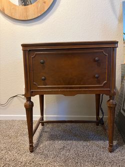 Sewing table