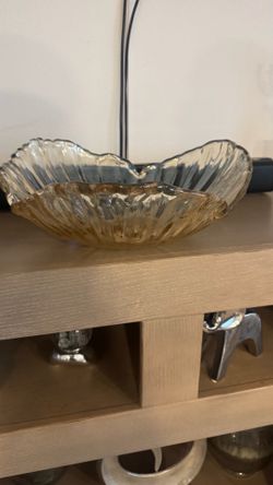 Decorative Art Glass Bowl