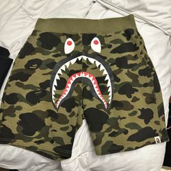 Bape Camo Shorts XL