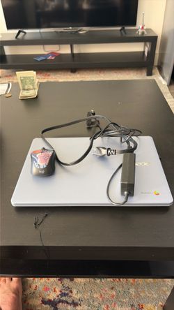 ACER Chromebook 314 with wireless mouse & charger