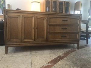 King Headboard From Baer S Furniture For In Pembroke Pines Fl Mid Century Modern Credenza By Thomasville For In Miramar Fl