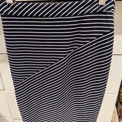Banana Republic-stretchy pencil skirt -petite