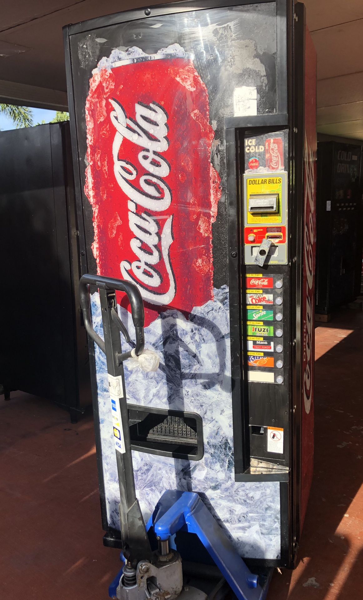 Vending machine