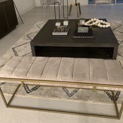 TOMMY HILFIGER | UPHOLSTERY BENCH OTTOMAN CHAIR