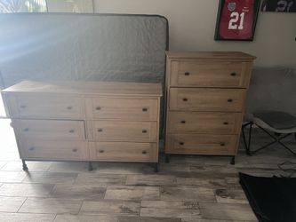 Dressers Set 
