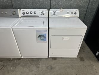 TOP LOAD WASHER & GAS DRYER WHIRLPOOL SET 