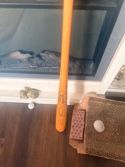 Genuine Flame Tempered Louisville Slugger 33”