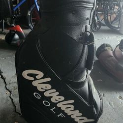 Leather Standing Tour Action Golf Bag CLEVELAND GOLF