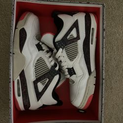 Jordan 4 Pale Citron 