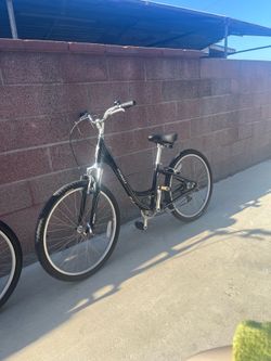 Specialized women’s bicycle