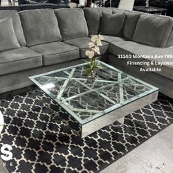 Couches Sectionals Mias Furniture