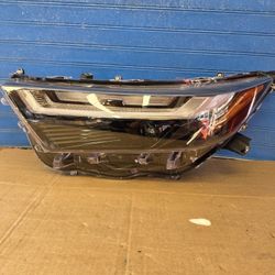 Rav4/  Rav 4 2022 2023 2024 2025 Headlight 