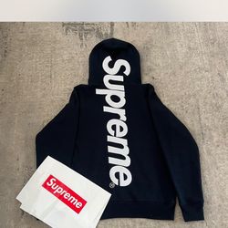 Supreme Hoodie 
