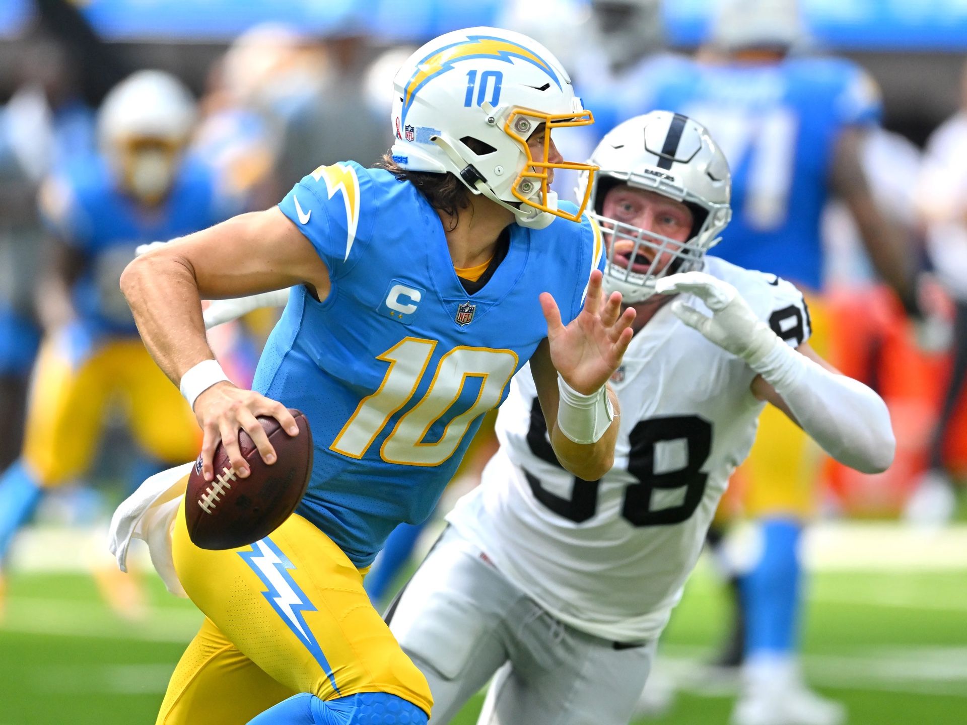Las Vegas Raiders Vs Los Angeles Chargers 