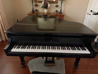 Free Black Steinway & Sons Grand Piano Must Pickup