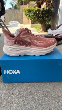 Hoka shoes