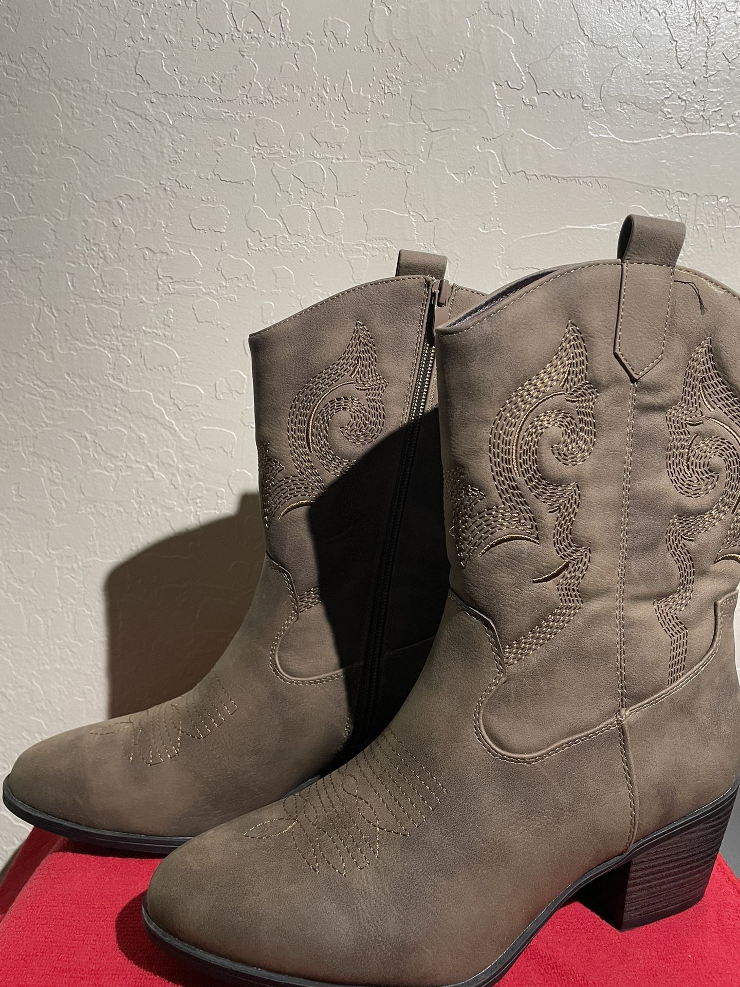Women’s Cowboy Boots