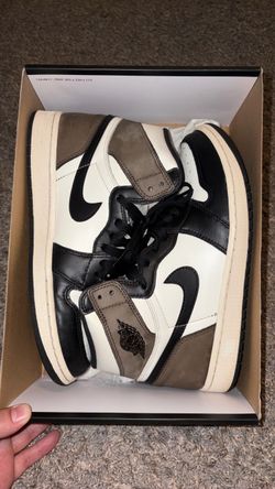 Jordan 1 Mocha